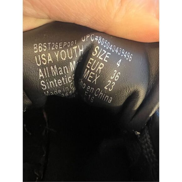 Starter Black Soccer Cleats Youth Size 4 - Picture 8 of 8